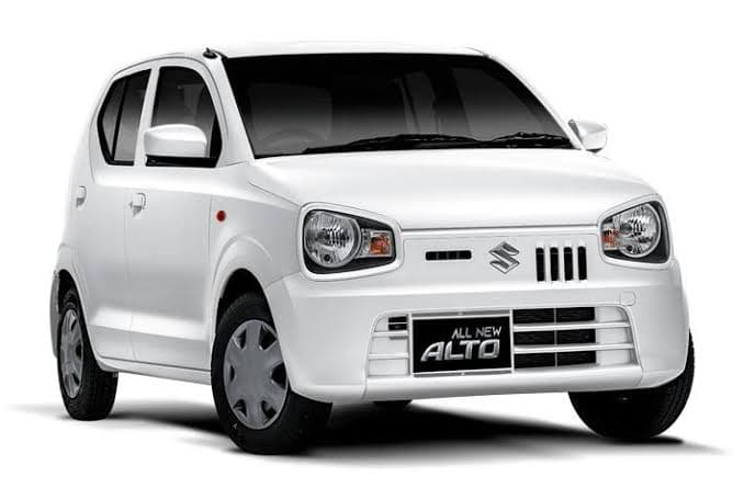 Suzuki Alto VXL white front view